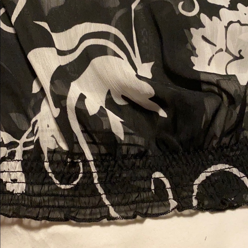 Top - Picture 3 of 4